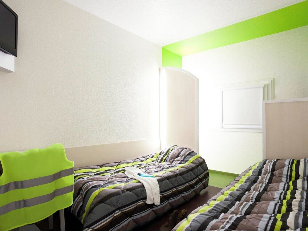Hotelf1 Laval Change  Bagian luar foto